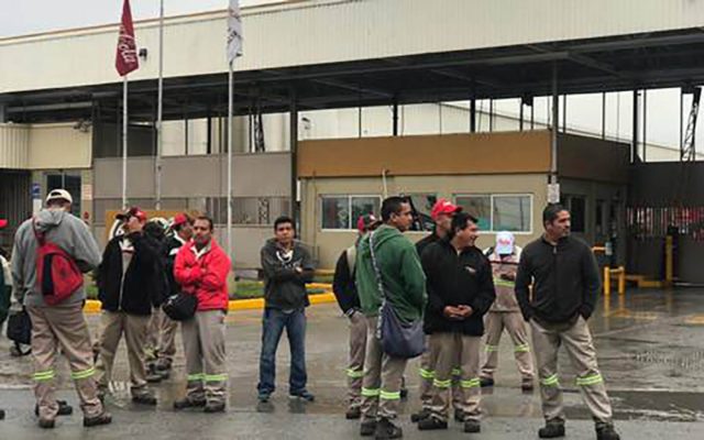 Matamoros sigue con 22 maquiladoras en huelga; Coca Cola se suma al paro