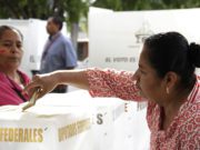 Morena pide al INE organizar las elecciones extraordinarias en Puebla