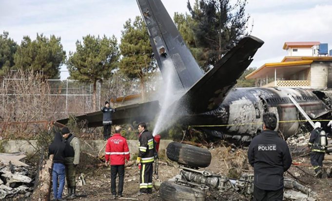 El nuevo diario - Accidente de avión en Teheran deja al menos 15 muertos
