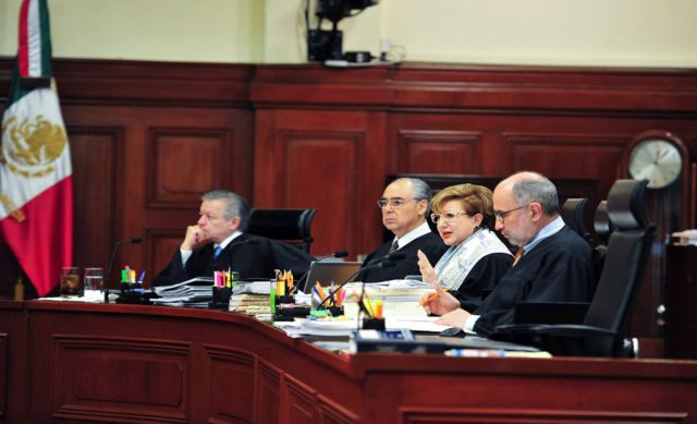 Ministros aceptan reducir su sueldo en un 25 por ciento La Hoguera - Ministros aceptan reducir su sueldo en un 25 por ciento