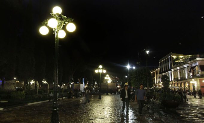 Municipios Puebla - EYPO gana licitación de luminaria en Puebla
