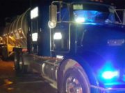 PF y Marina detienen pipa con 66 mil litros de turbosina en Guaymas PF y Marina detienen pipa con 66 mil litros de turbosina en Guaymas