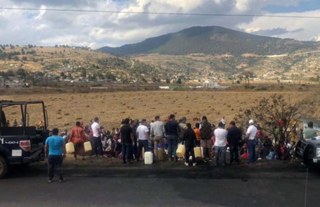 Fayad alerta por «efecto cucaracha» tras combate al huachicol en Hidalgo Fayad alerta por «efecto cucaracha» tras combate al huachicol en Hidalgo