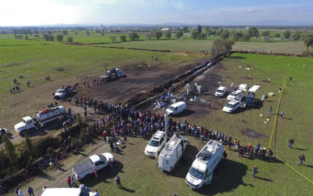 Son ya 79 muertos por explosión de ducto; heridos, bajo diagnostico reservado Son ya 79 muertos por explosión de ducto; heridos, bajo diagnostico reservado