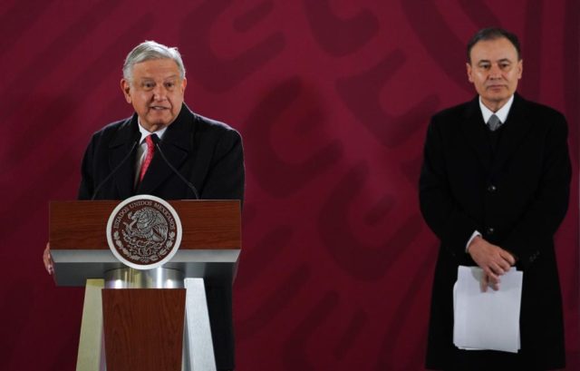 Reviran AMLO y Durazo información de Reforma Hay una tendencia a al abaja, pero aún es menor: AMLO