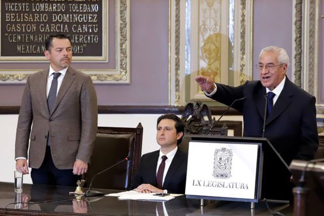 Guillermo Pacheco Pulido es ya el gobernador interino de Puebla Gobierno interino tiene 10 días para convocar a elecciones
