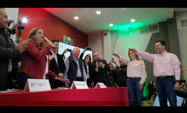 Ernesto de Lucas asume la dirigencia del PRI en Sonora Pavlocich y Ruiz Massieu presentes en la toma de protesta del nuevo dirigente priista