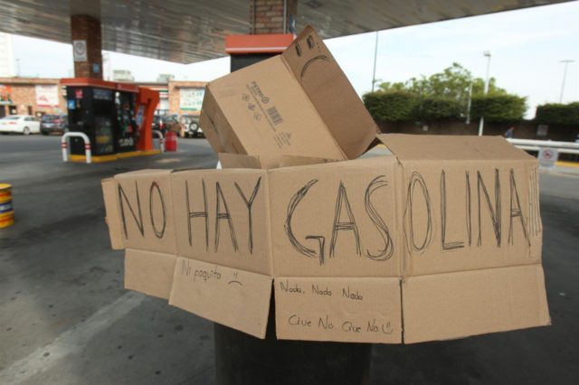Desabasto de gasolina provoca problemas en gasolineras de siete estados