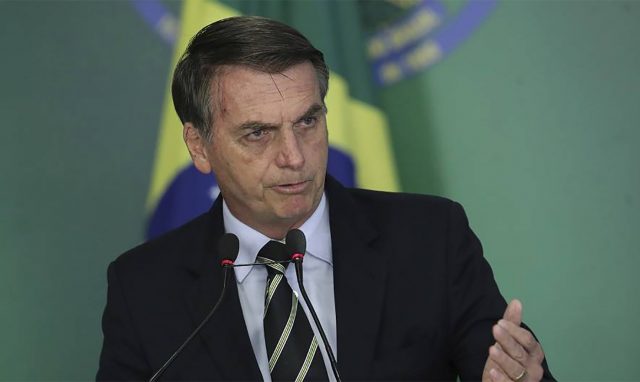 Bolsonaro privatizará 12 aeropuertos