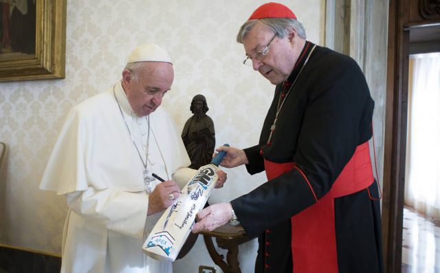 Cardenal del Vaticano es declarado culpable de pederastia