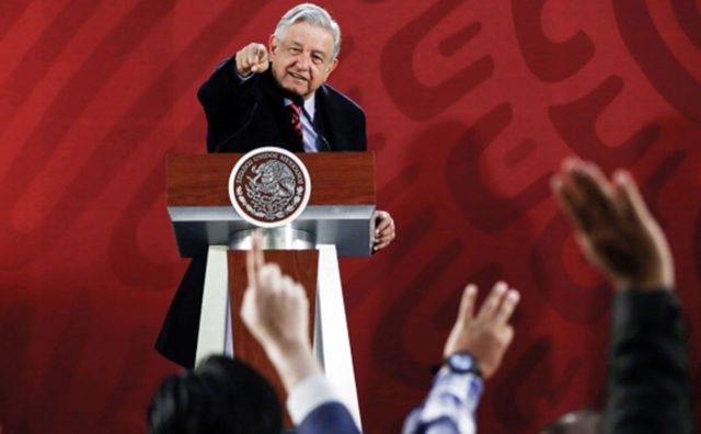 AMLO quiere ser omnipotente AMLO quiere ser omnipotente
