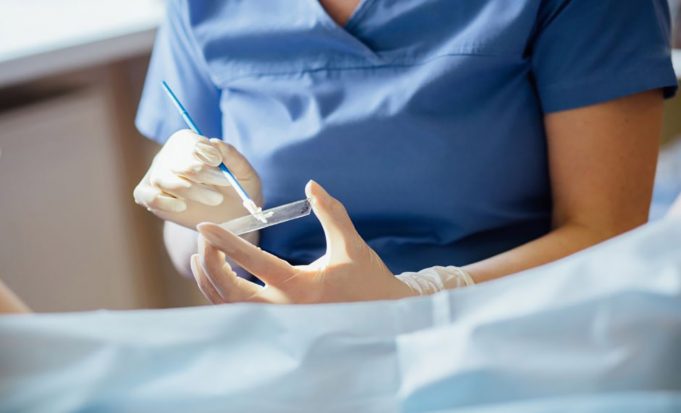 La Opinión - CNDH emite recomendación por abuso médico contra una mujer