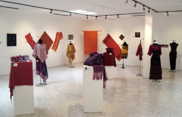 Estudiantes del INBA presentan la exposición ‹Estampida de color› Estudiantes del INBA presentan la exposición ‹Estampida de color›