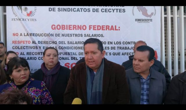 Recorte presupuestal a Cecytes afecta a 25 mil estudiantes Docentes salieron de sus aulas para protestas y defender sus salarios