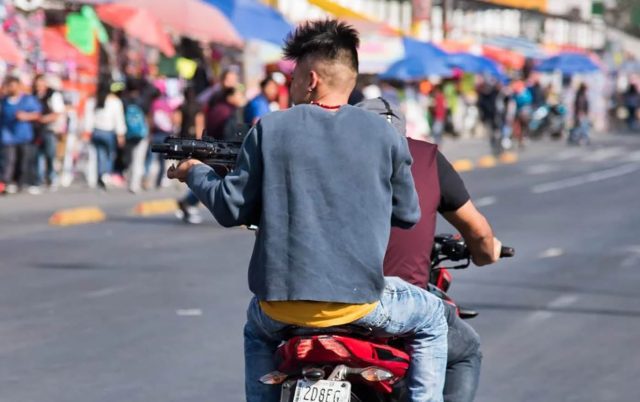 Delincuentes a bordo de motocicletas, una constante en la ciudad: SSC