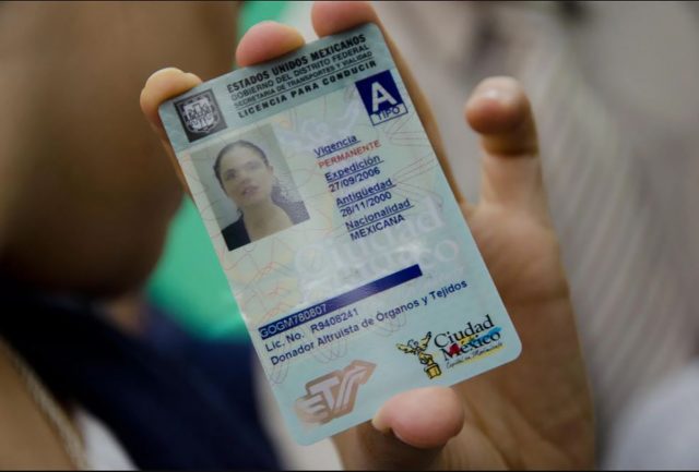 Semovi suspende emisión de licencias y tarjetas de circulación