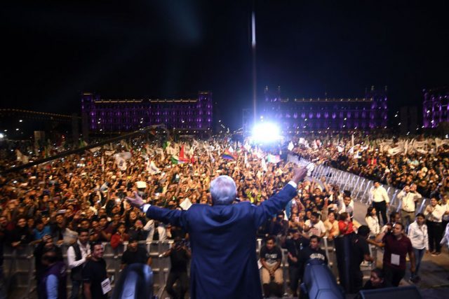 AMLO a tres meses de su asunción AMLO a tres meses de su asunción