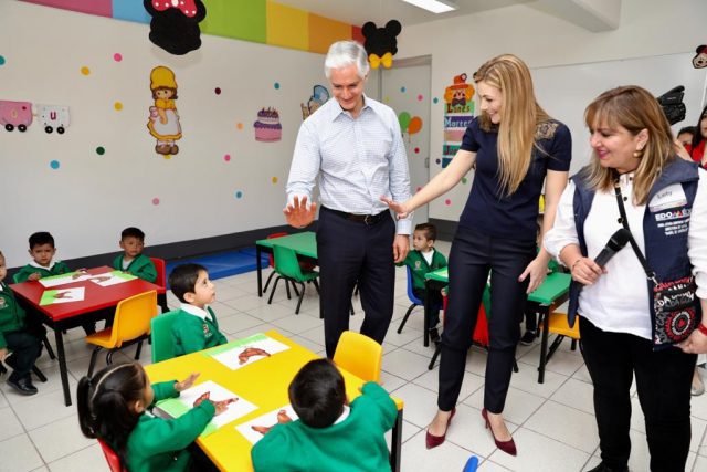 Entregó Alfredo Del Mazo jardín de niños reconstruido en el Edomex Más de 38 millones de pesos fueron requeridos para la reconstrucción del jardín de niños «Isabel de Castilla»