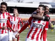 Chucky salva al PSV con gol tardío