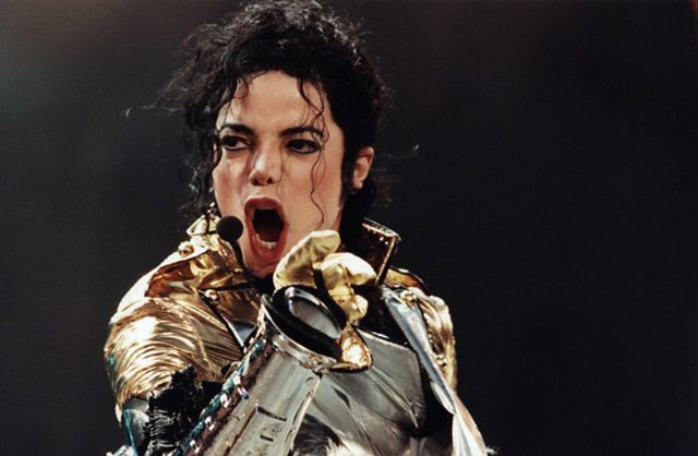 Estaciones de Radio vetan a Michael Jackson Estaciones de Radio vetan a Michael Jackson