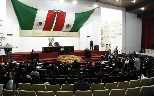 Oposición acusa que diputados morenistas respaldan a Sosa Castelán Oposición acusa que diputados morenistas respaldan a Sosa Castelán