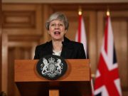 Theresa May pide prórroga para el Brexit