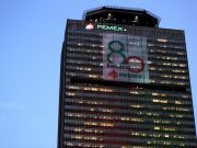S&P baja de calificación a Pemex