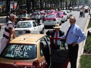 Taxistas amenazan con «paralizar» la ciudad si Uber no se va Proceso - Taxistas amenazan con «paralizar» la ciudad si Uber no se va