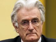 La Haya aumenta condena de Karadzic a cadena perpetua
