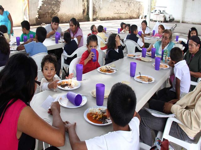 Luchando contra la corrupción del hambre Segundo a segundo - Luchando contra la corrupción del hambre