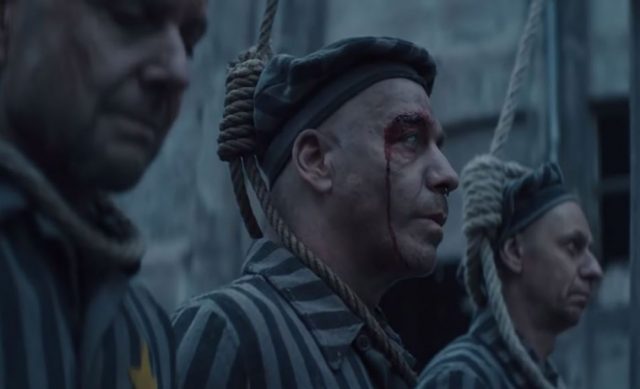 Integrantes de «Rammstein» a punto de ser asesinados por «ser judíos» T13 - Integrantes de «Rammstein» a punto de ser asesinados por «ser judíos»