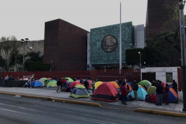 Gresca en San Lázaro por Reforma educativa La CNTE amenaza con más bloqueos al palacio legislativo
