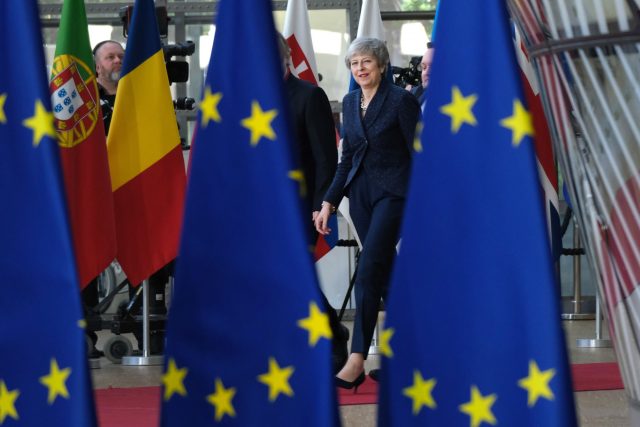 Tercer fracaso de Theresa May en el Parlamento británico Se avecina un Brexit sin acuerdo