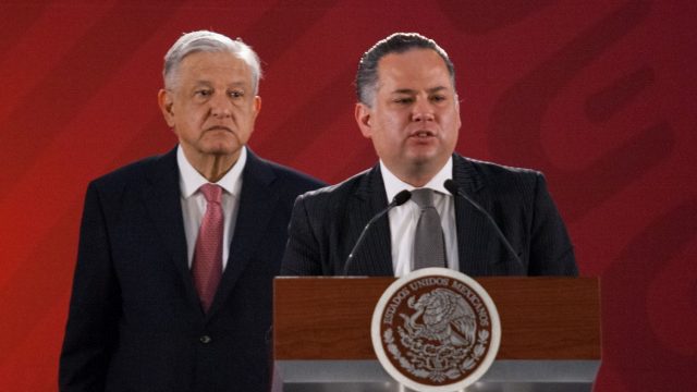 Serie Populismo en América Latina en la mira de la UIF Santiago nieto presentará una denuncia ante la Fepade