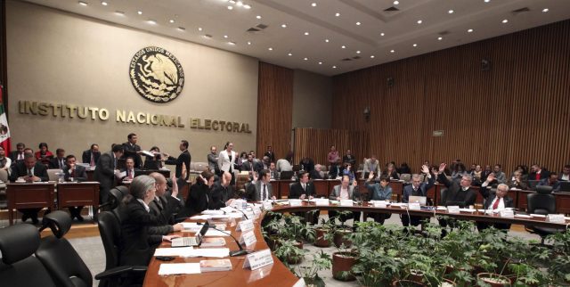 Fija INE tope de aportaciones individuales para nuevos partidos La resolución será presentada ante el Consejo General del INE
