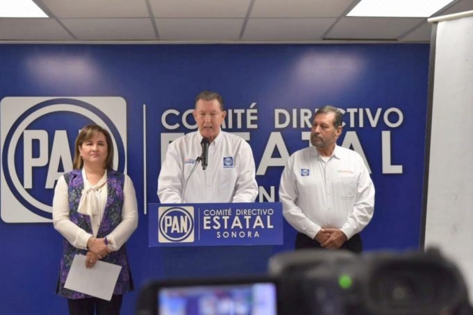 Reducir el costo de la gasolina y mantener un subsidio a la energía eléctrica