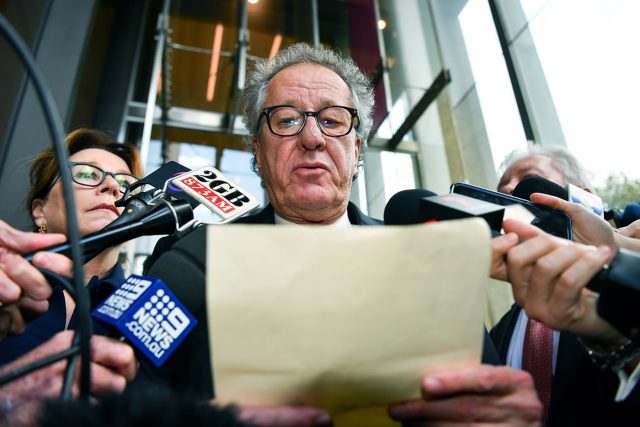 El actor Geoffrey Rush gana demanda sobre caso de acoso sexual