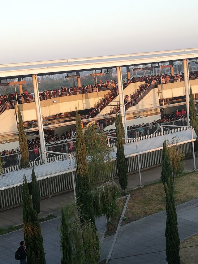 El #Metro de la CDMX vuelve a fallar