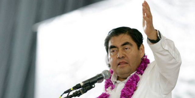 Tras inicio de campañas, Barbosa arrasa en las preferencias