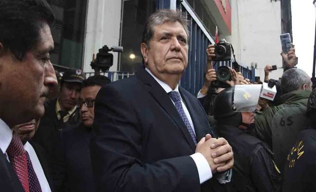 Muere expresidente de Perú tras dispararse en la cabeza; era investigado por caso Odebrecht Exitoas - Muere expresidente de Perú tras dispararse en la cabeza; era investigado por caso Odebrecht