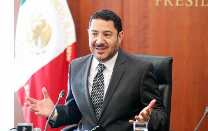 Batres respalda memorándum de AMLO sobre Reforma educativa