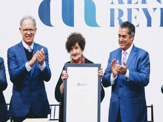 Margo Glantz reflexiona sobre redes sociales al recibir Premio Nuevo León Alfonso Reyes Milenio - Margo Glantz reflexiona sobre redes sociales al recibir Premio Nuevo León Alfonso Reyes