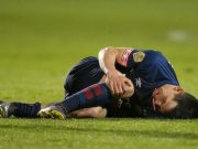 (Video) Amarga victoria para el PSV: Chucky Lozano sale lesionado Amarga victoria para el PSV: Chucky Lozano sale lesionado