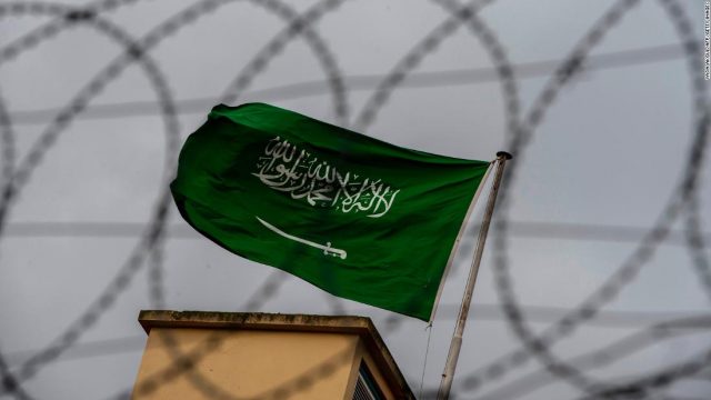 Gobierno saudí ejecuta a 37 personas vinculadas con el EI
