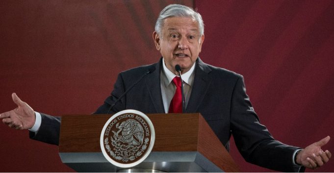 AMLO designa comisionados para CRE