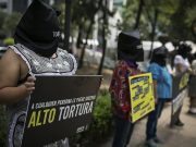La tortura se mantiene impune en México, advierte ONG en Suiza