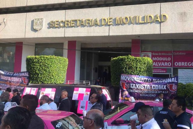 Taxistas amenazan con bloquear las principales vialidades capitalinas
