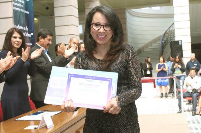 Retiran premio Sor Juana Inés de la Cruz 2018 por intentar engañar al jurado Retiran premio Sor Juana Inés de la Cruz 2018 por intentar engañar al jurado