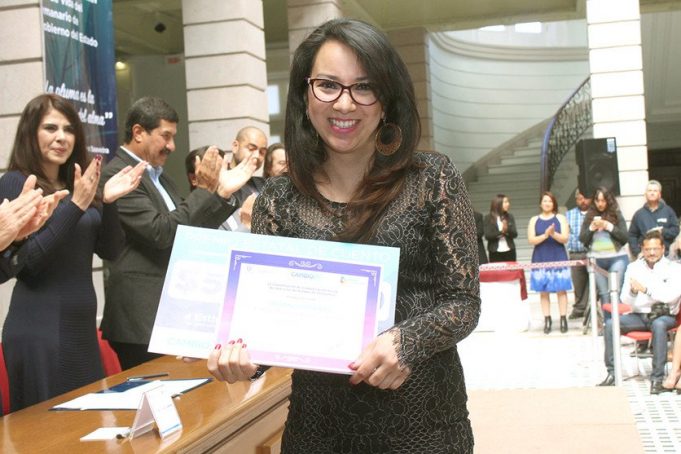 Retiran premio Sor Juana Inés de la Cruz 2018 por intentar engañar al jurado