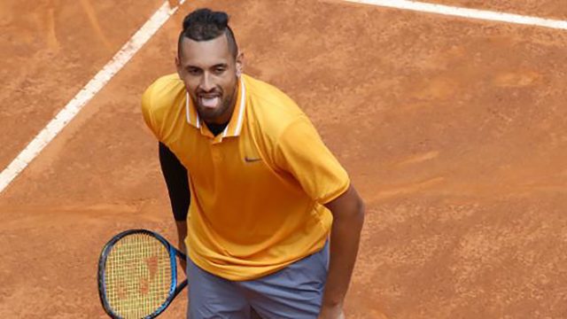Una más de Kyrgios; es eliminado en Roma por mal comportamiento